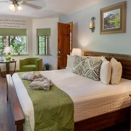 Sheridan House Inn- Adult Only Accommodation