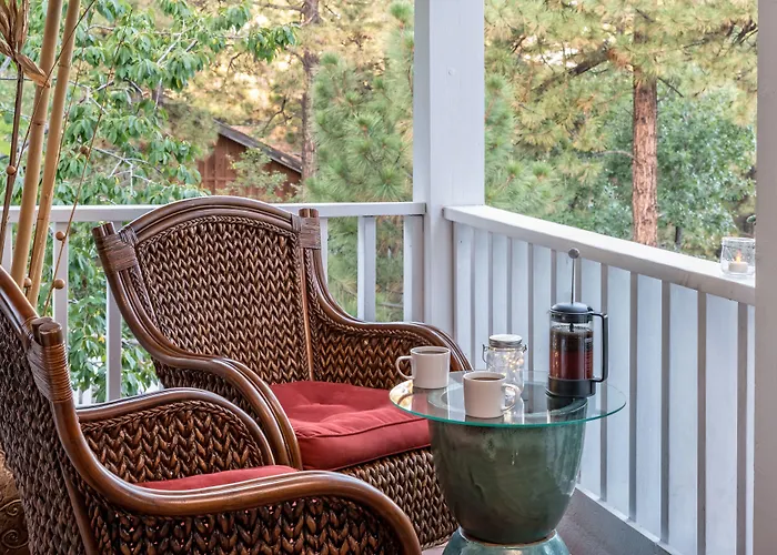 Sheridan House Inn- Adult Only Bed and breakfast
